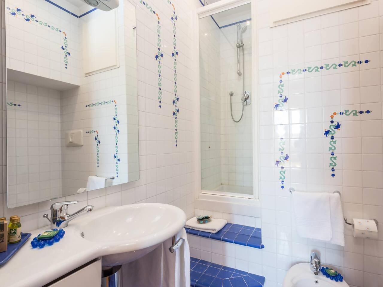 شقة Trevi Luxury With Terrace روما المظهر الخارجي الصورة