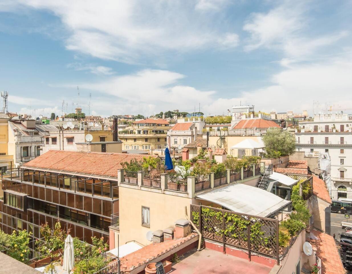شقة Trevi Luxury With Terrace روما المظهر الخارجي الصورة
